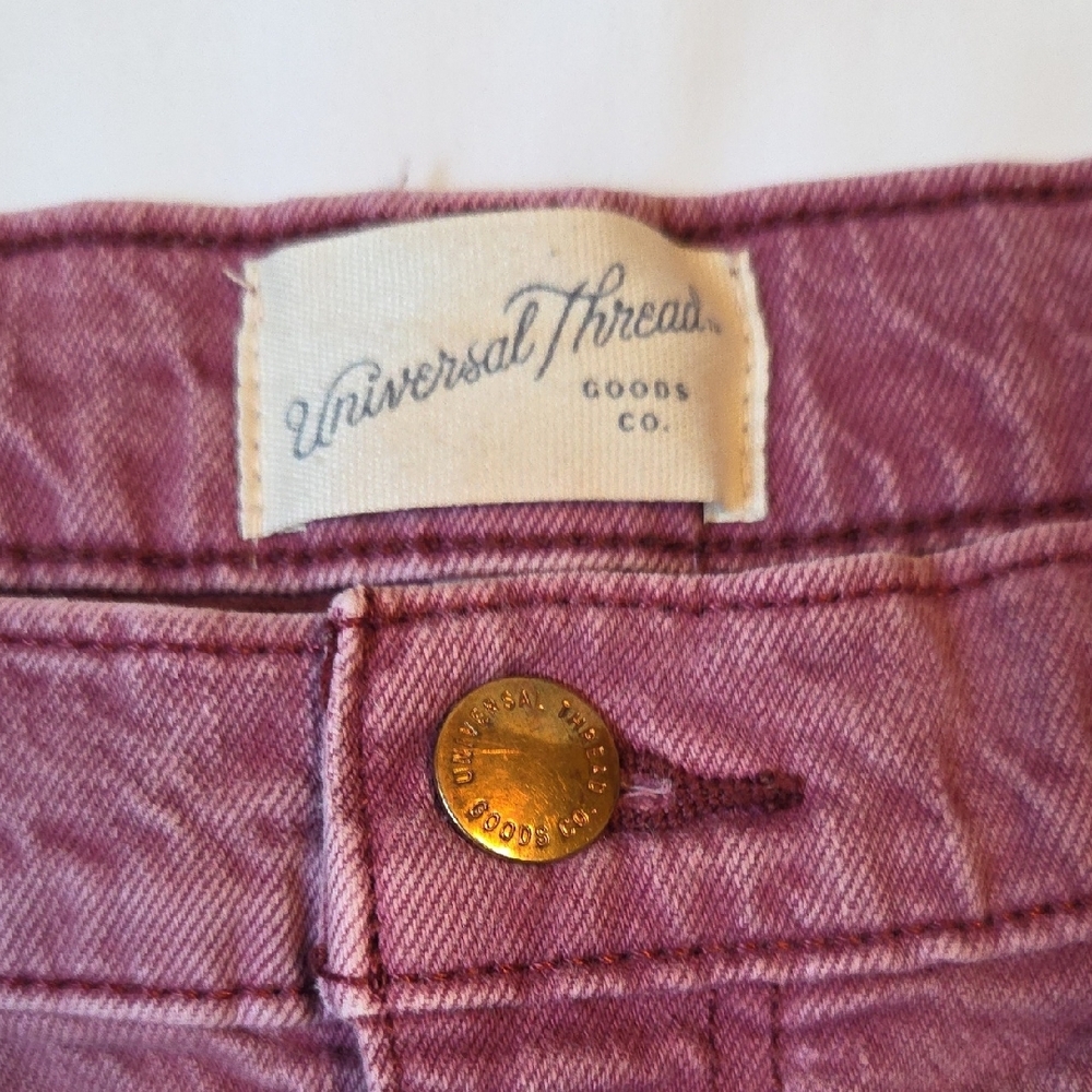 Universal Thread Women's Mauve Jean Shorts - Picture 2 of 3